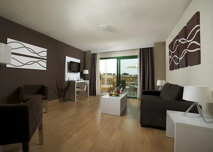 Playaolid & Hotel apartamentowy 3*