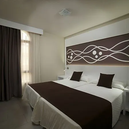 Playaolid & Lejlighedshotel